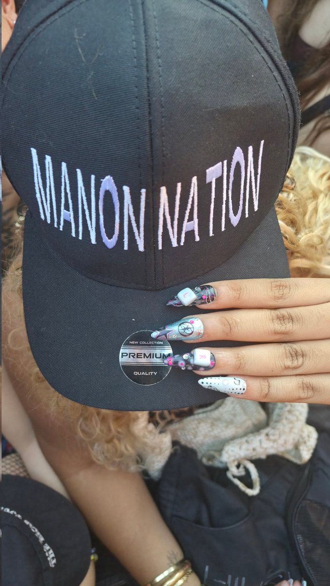 Meret Manon Team tweet media