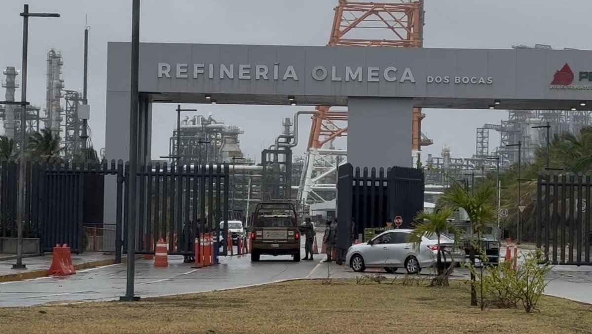 Azucena Uresti tweet media