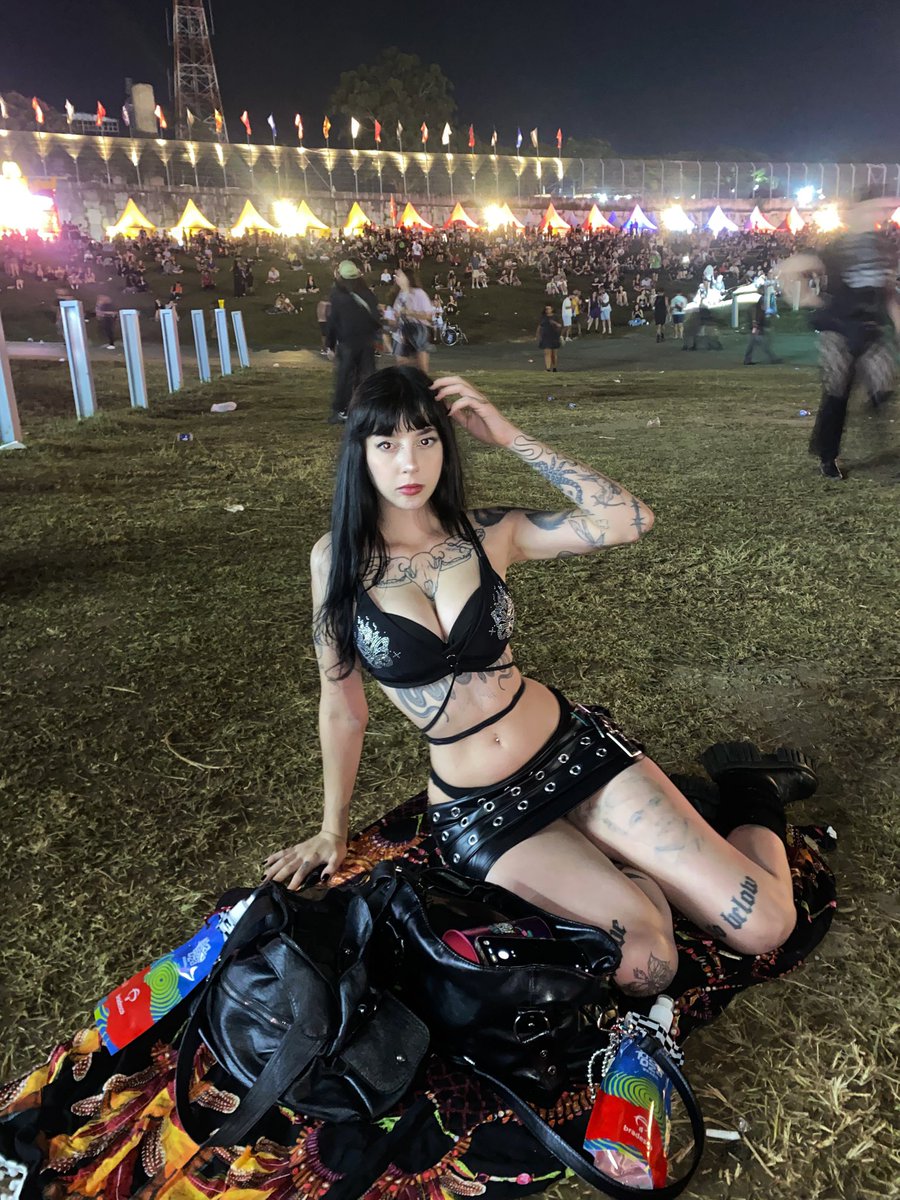 triZ ☆ tweet media