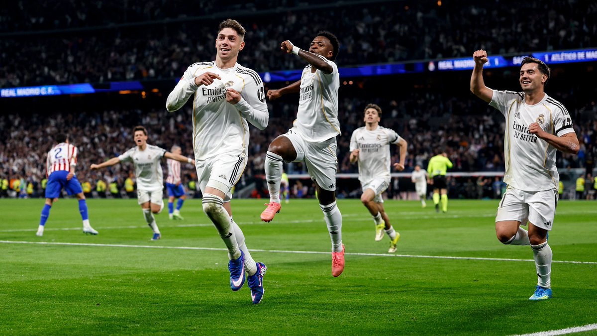 realmadrid's tweet photo. 🔥 ¡REMONTADA Y VICTORIA EN EL DERBI! 🔥