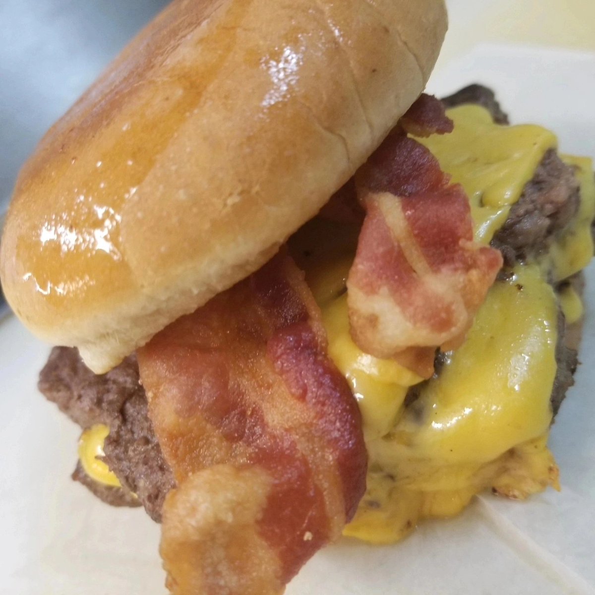 Patton's 601.877.9993 tweet media