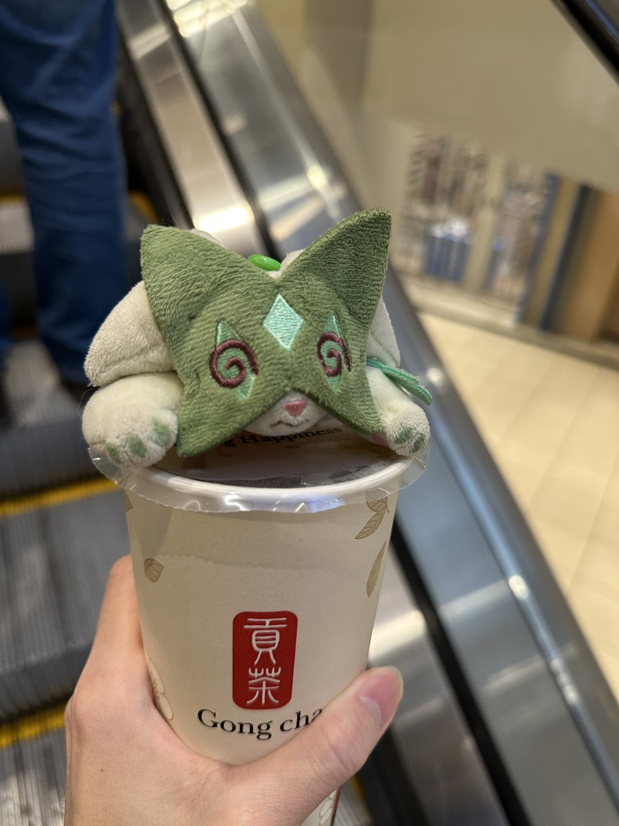 rde_or_not's tweet image. Some elementary #sludge today (honey green tea 30/30)