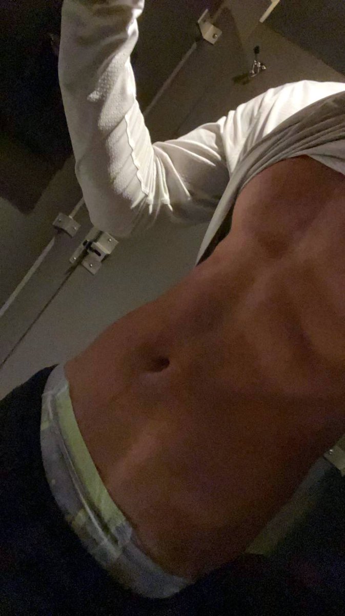 SIRonBDSM tweet media