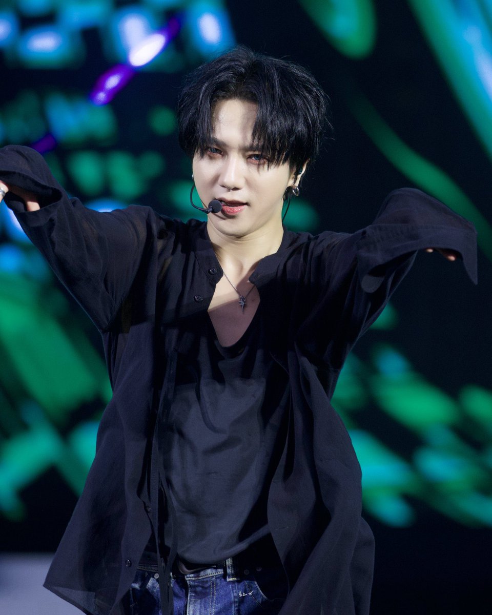 はちがつ tweet media