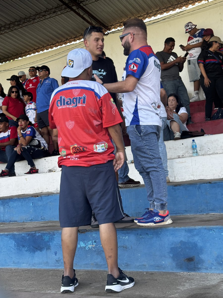 Fanáticos + tweet media