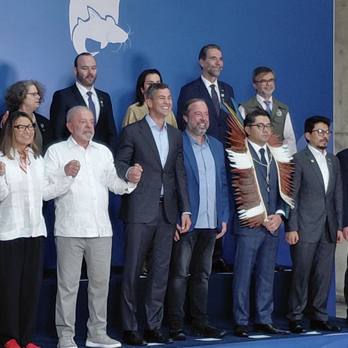 MRE_Bolivia's tweet image. Bolivia, bajo el liderazgo del Canciller Fernando Aramayo, planteó en la #COP15 fortalecer la conectividad ecológica, la coordinación entre Estados y el financiamiento para una gobernanza multinivel. 🇧🇴🫱🏼‍🫲🏻🇧🇷

#Bolivia #Brasil #EspeciesMigratorias
#ConectividadEcológica