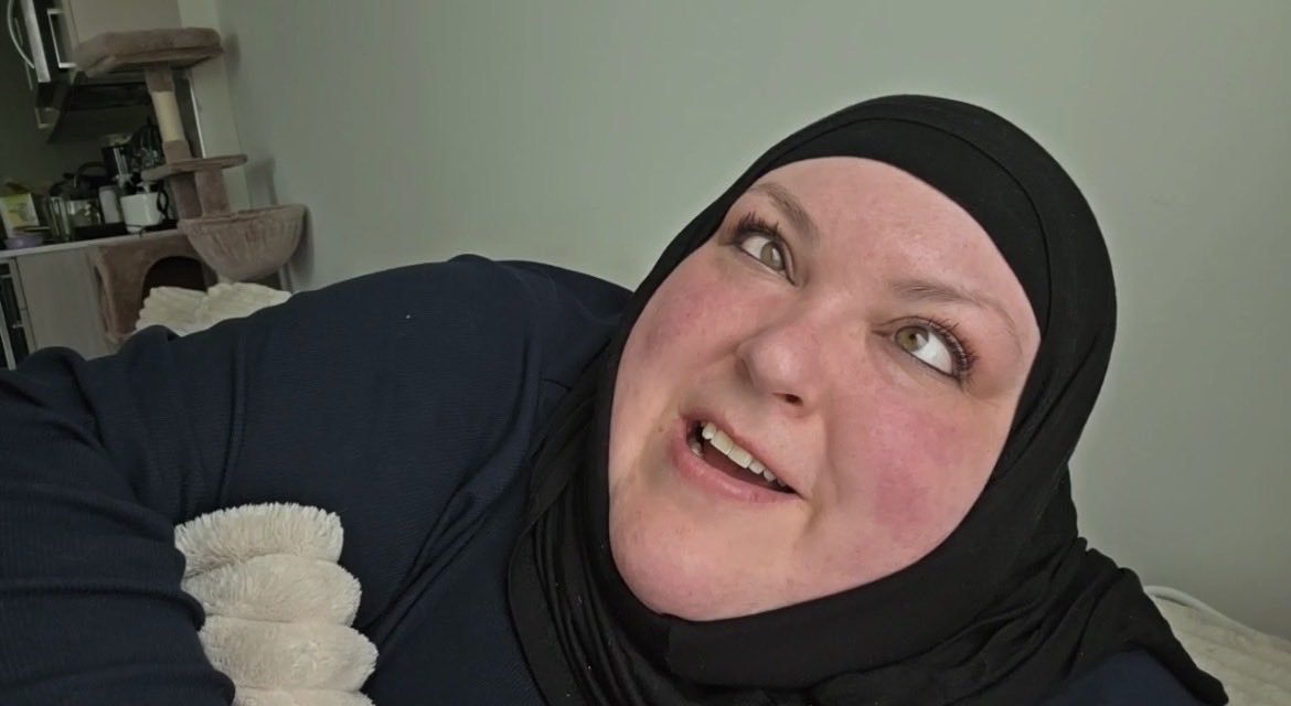 Eye Lash tweet media