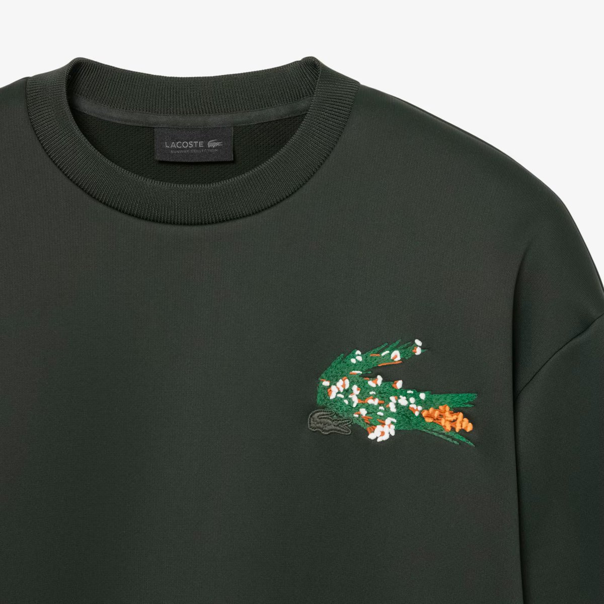 JustFreshKicks tweet media