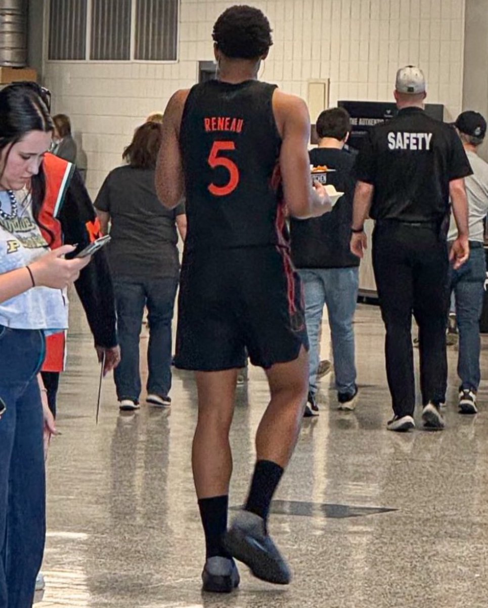 Barstool Boilermakers tweet media