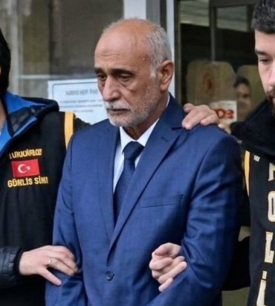 Sn Vekilim (<a href="/Yenisehirlioglu/">Bahadır Yenişehirlioğlu</a>) Bahadır Bey, vekili olduğunuz Manisa'da onurlu bir öğretmenimiz haksız bir şekilde tutuklandı.
Avrupa’da ki bir çok konferansınızda adalet ile ilgili sözleriniz kulaklarımızda
Bu konuda bir takibiniz söz konusu mu ?
#ramazanhocayaözgürlük