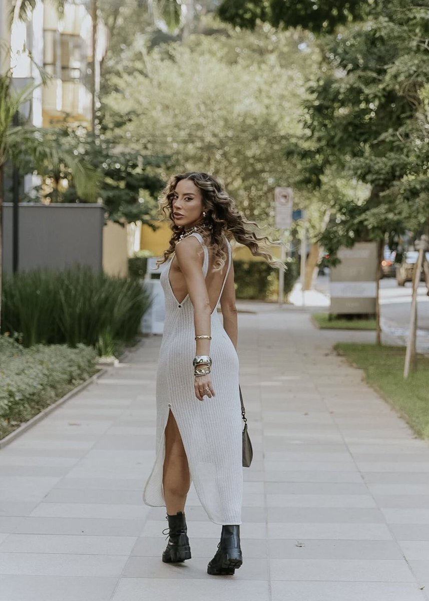 Support Renata Saldanha 🦢 tweet media