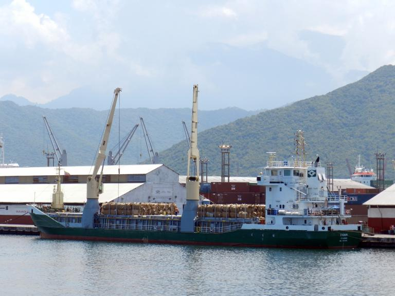 FlconEYES's tweet photo. CYGNUS 9197428
General Cargo Ship
#Cartagena (#Colombia)-#Moa (#Cuba, #Holguin)
El #CARTELDELAHABANA muta y comienza a utilizar buques de carga general especializados en isotanques de combustible y redirigirlos hacia #Moa. La minería de #Oro, #cobalto, #Cromo, #niquel, #escandio es la gema de ingreso del cartel.
Llenó en la zona de combustibles de #Mamonal.
Captura satelital debajo. (via ArcGIS Sat)
Capacidad: 2,528 t
#Now #Cuba #AIS #cubarcos #21Mar