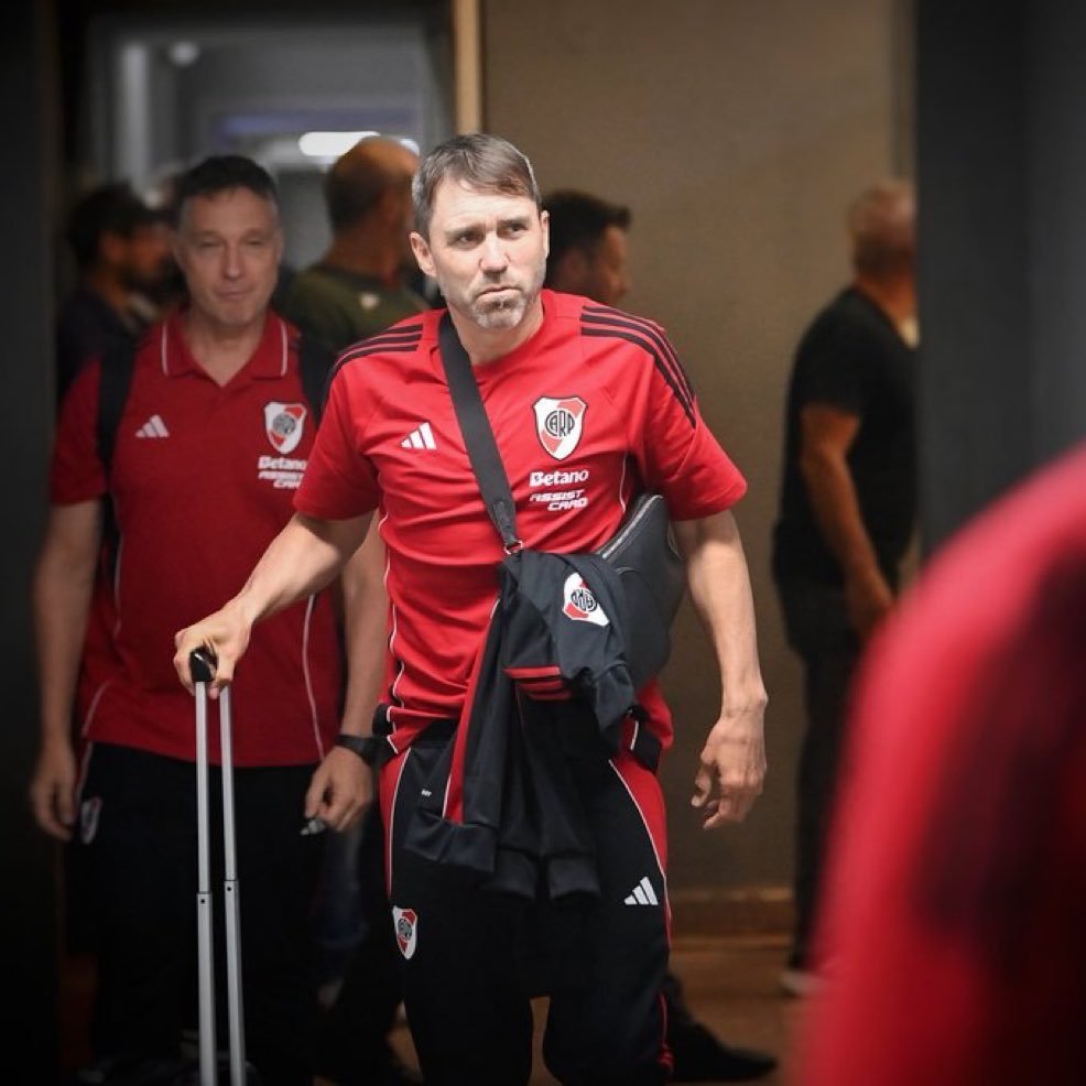 𝕮𝖍𝖔𝖒𝖎 🇦🇷 tweet media