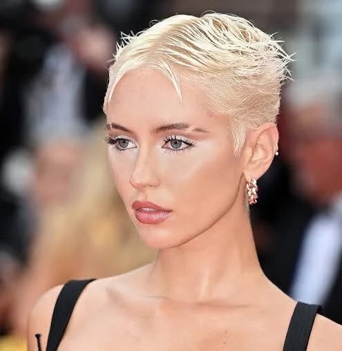 clara bow ❤️🔥 tweet media