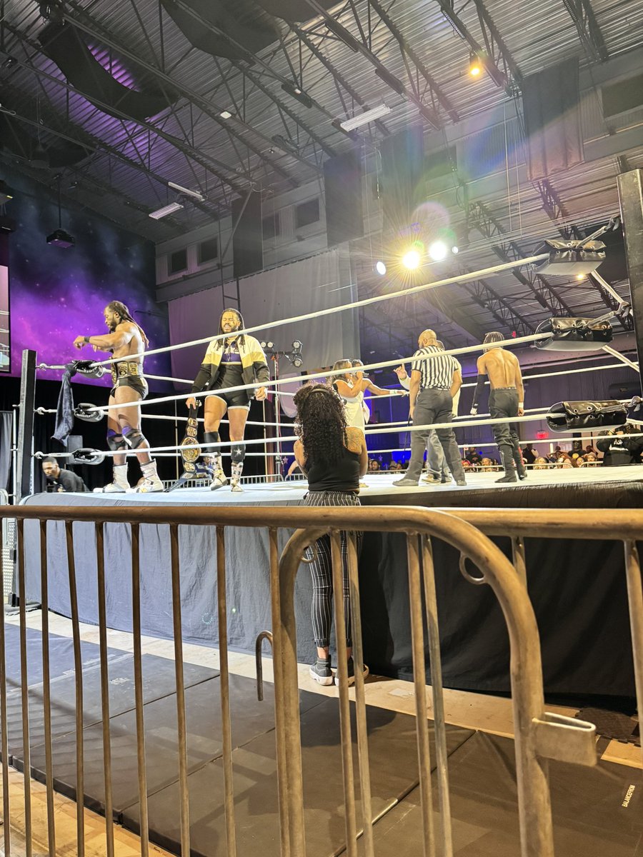 2DopeMarks tweet media