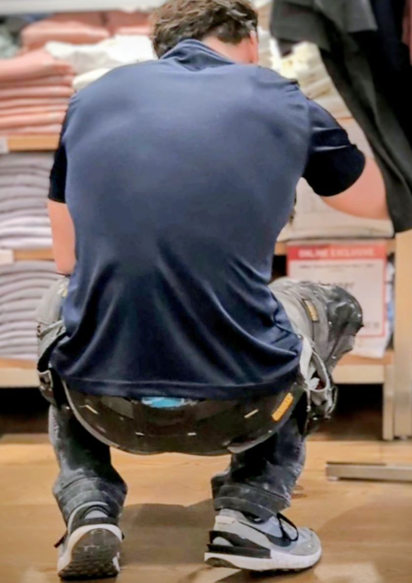 LadShots tweet media