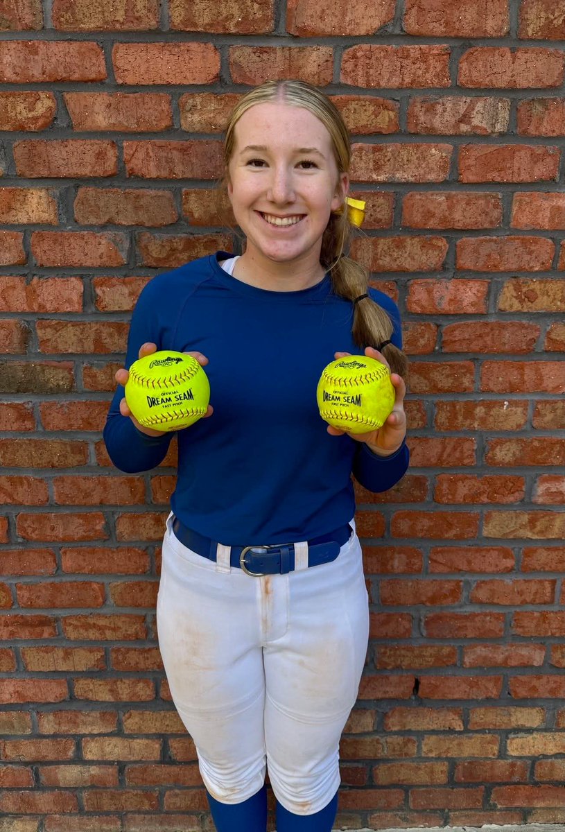 Avery came to play Thursday, launching TWO bombs in her middle school game! 💣💣 Keep putting in the work… big things are coming! 💪🥎🔥 #CountdownToSummer <a href="/TeamNCSoftball/">Team North Carolina Softball</a> <a href="/ave_thomas15/">Avery Thomas 2030</a>