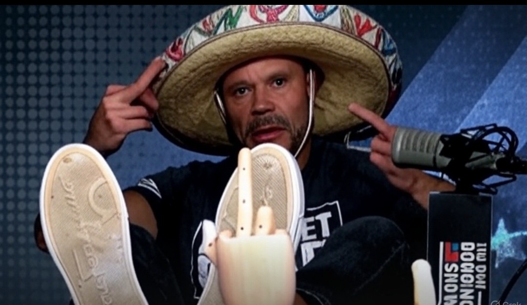 Jason King tweet media