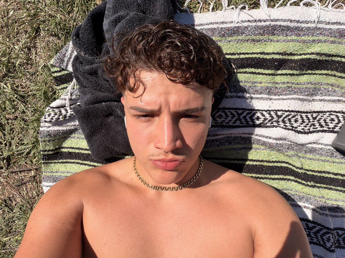 𝕽𝖔𝖒𝖆𝖓 tweet media