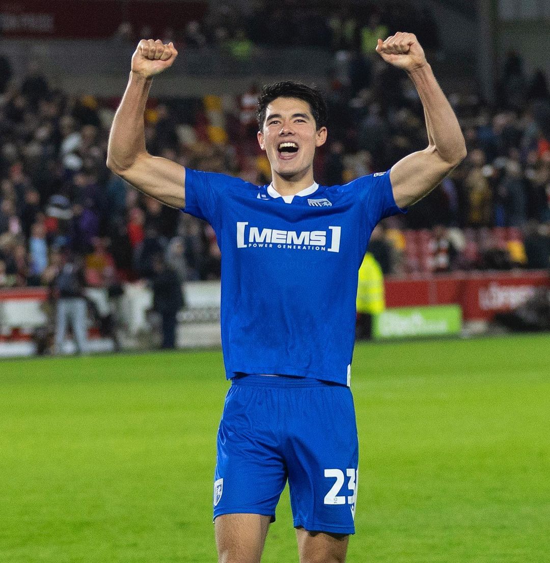 Dosen Kesayanganmu tweet media