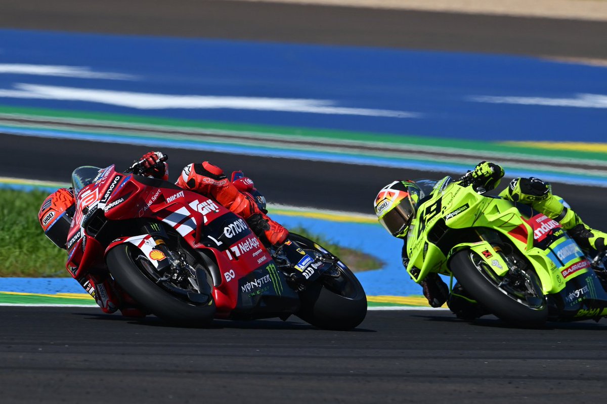 Lambe Resing tweet media