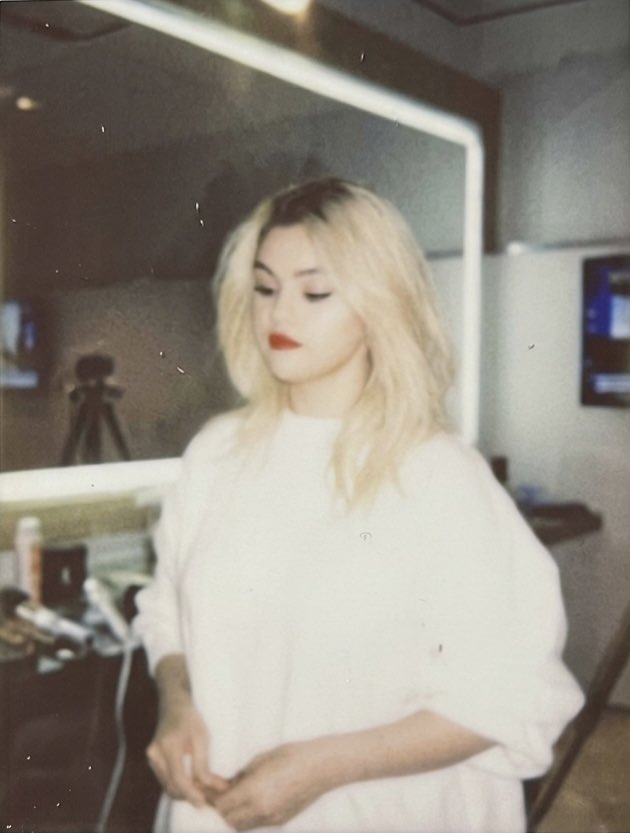 O marie  tweet media