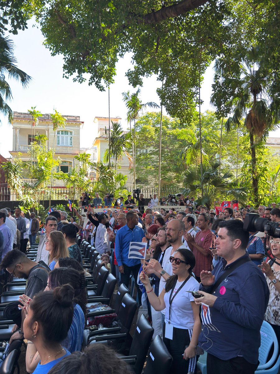 Sol Magno tweet media