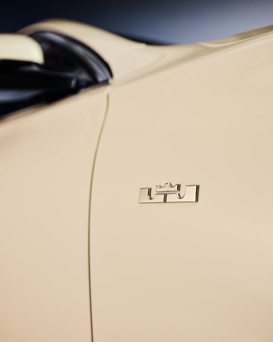 dupontregistry tweet media