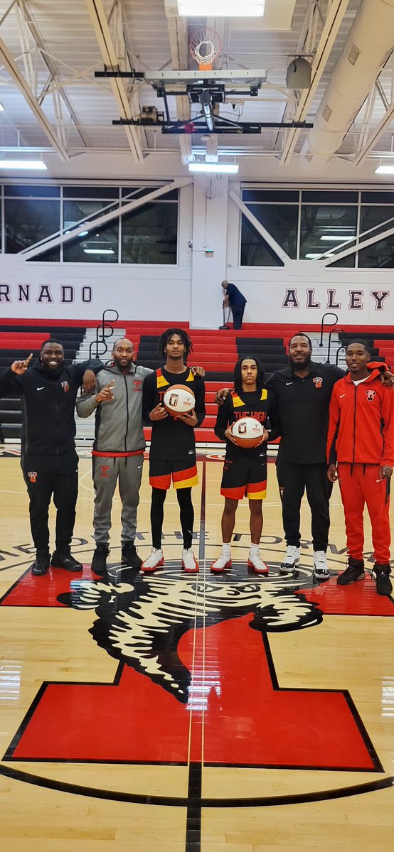 Darryl Young tweet media