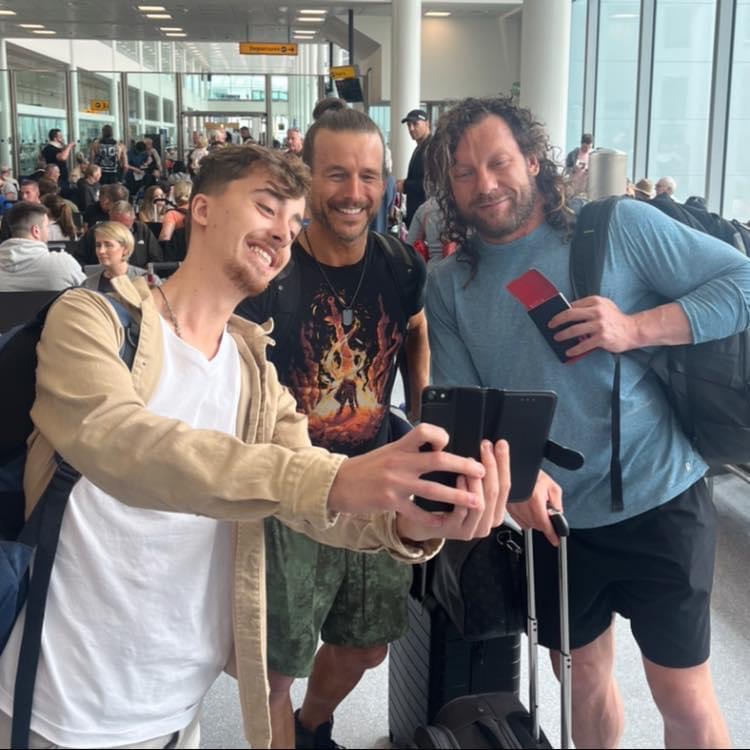 Benjamin tweet media