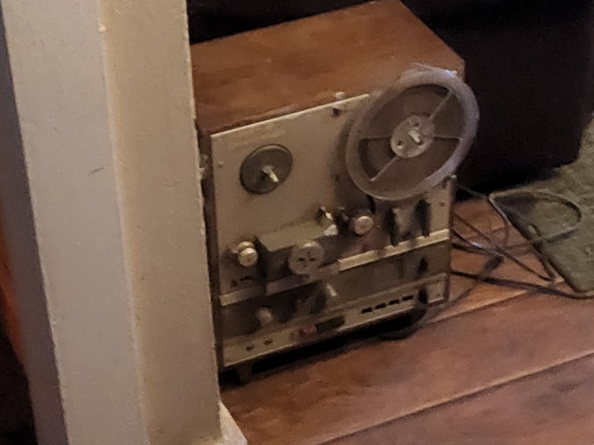 Unification: Fazbear News🍕 tweet media