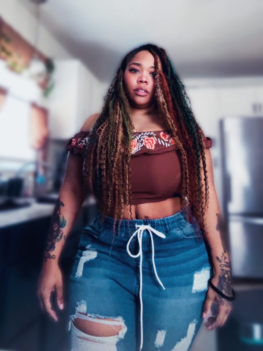 BODEGASHANNY#thatcommunity tweet media