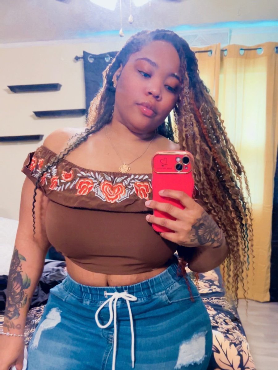 BODEGASHANNY#thatcommunity tweet media