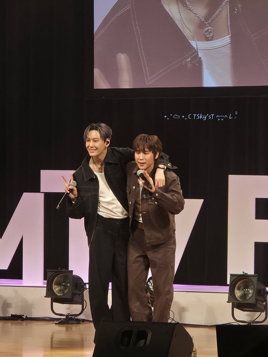 🌦 The Sky's The Limit (˄·͈༝·͈˄)f「 ฟ้าคราม ツ」 tweet media