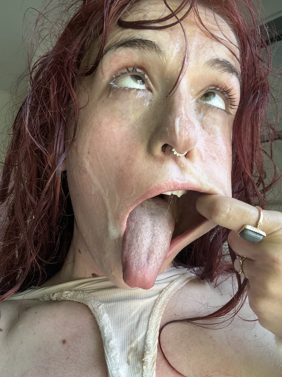 cali valentine (xbiz miami 5/11-14) tweet media