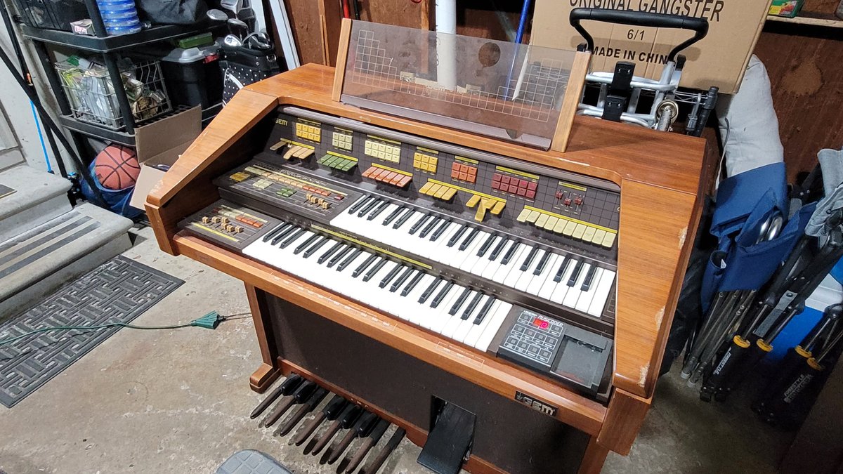 SillyGoober tweet media