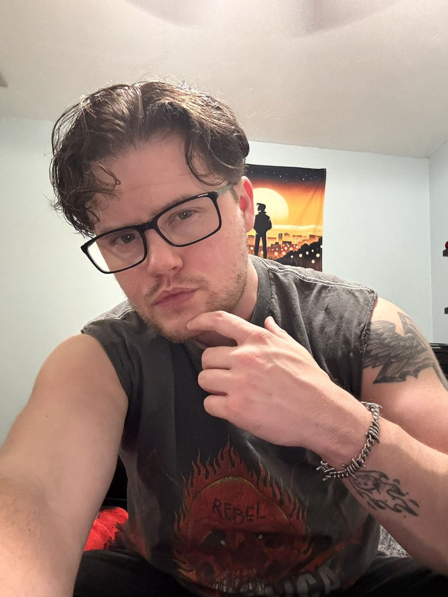 brett🏳️‍⚧️ tweet media