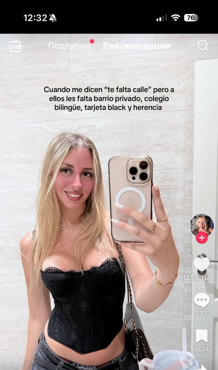 Mujeres Out Of Context tweet media
