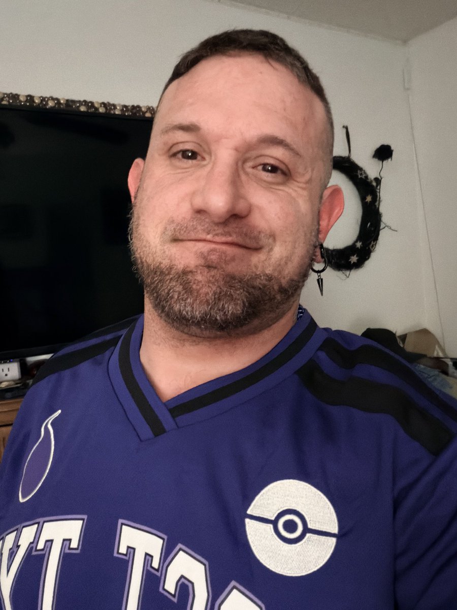 Pup Noctis tweet media