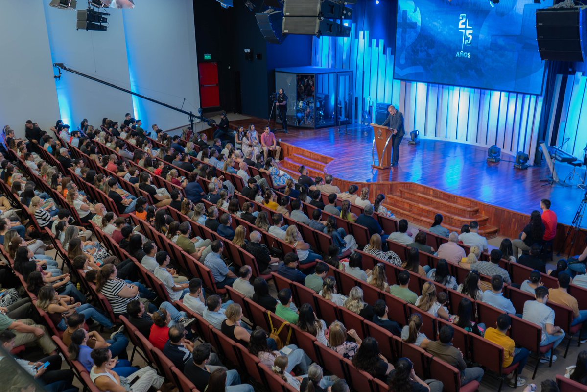 Más Que Vencedores tweet media