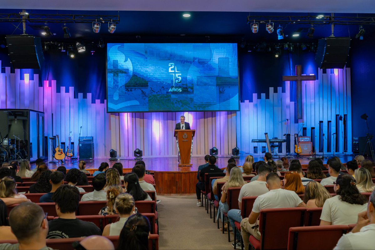 Más Que Vencedores tweet media