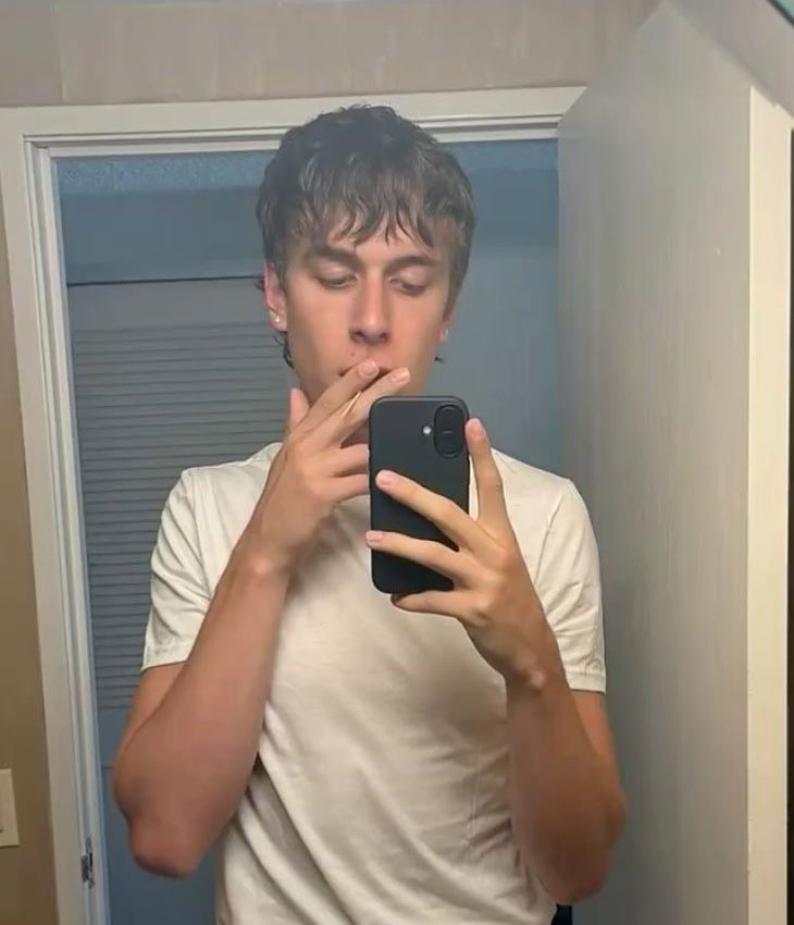 cassie ♫ tweet media