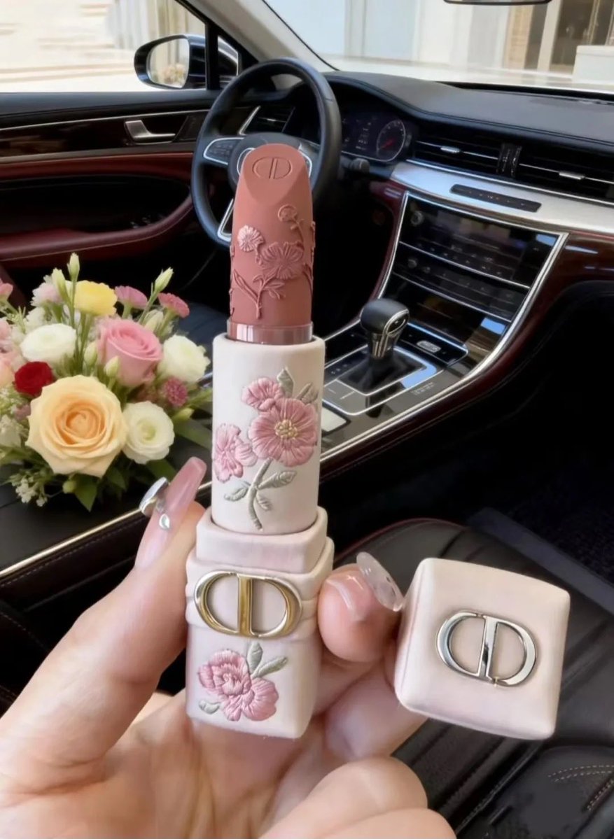 도토리 tweet media