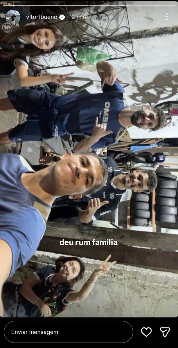 E ela tá assim com ele, Clube do Remo é foda