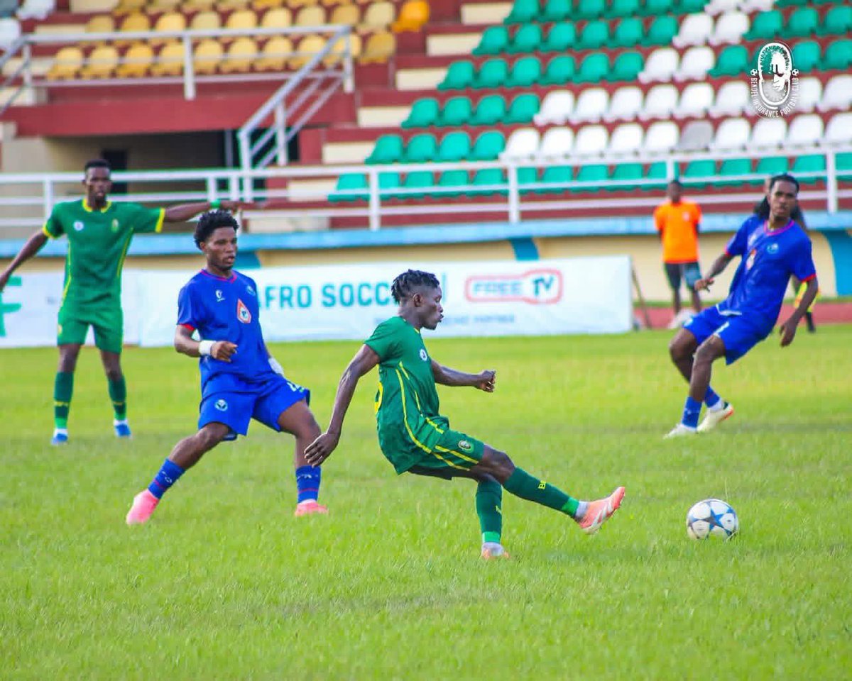Omoruyi___'s tweet photo. 🚨📷 SUNDAY IN OZORO
A fierce Bendel Derby in Ozoro ended 0-0 between Warri Wolves and Bendel Insurance, with the hosts finishing the game a man down after a late red card.
#NPFL26 #DELBEN #MD31 #234FootyXtra #Ozoro https://t.co/gd2dhwrDy0