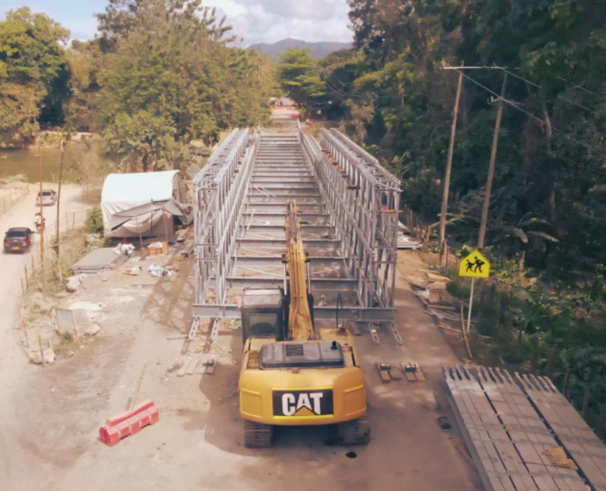 Seguimos trabajando de manera articulada en la rehabilitación del tránsito por Mendihuaca. La instalación del puente militar tiene un 33% de avance de ejecución. 

Una obra que gestionamos desde el primer día de la emergencia ante el Ministerio de Transporte, el Invías y el