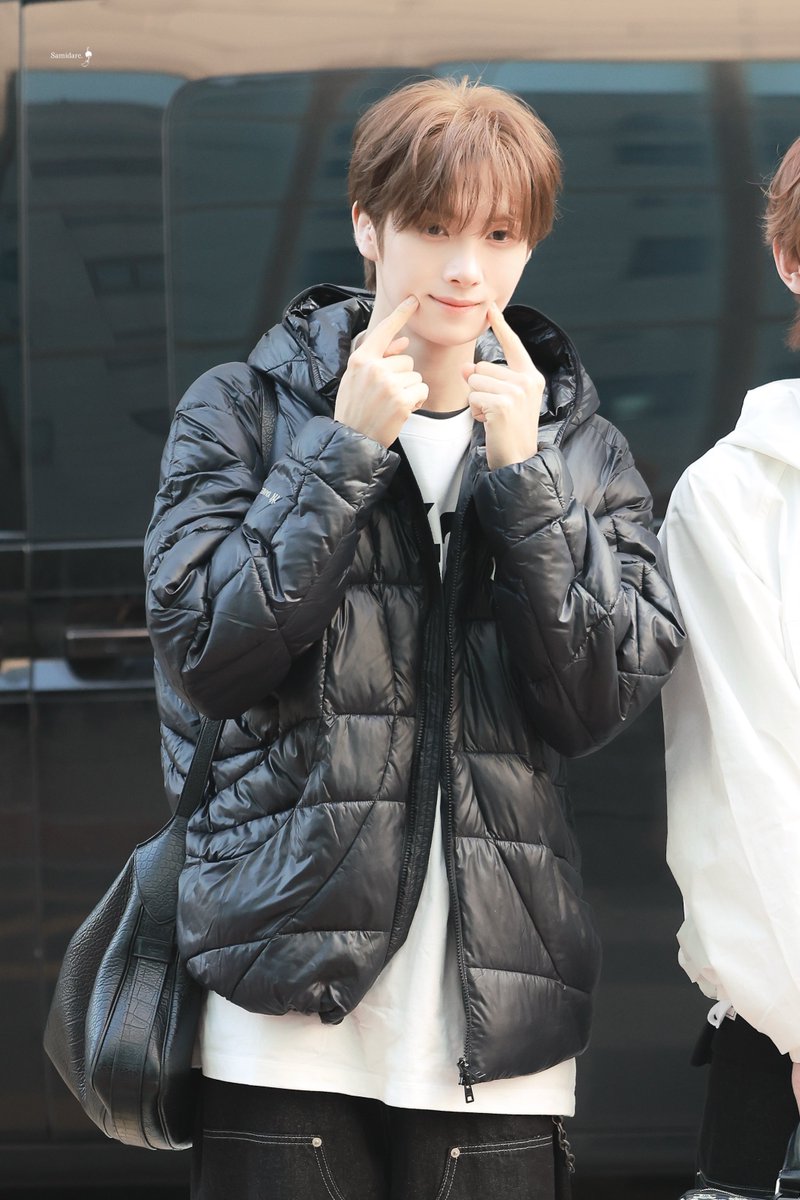 𝐒𝐚𝐦𝐢𝐝𝐚𝐫𝐞. tweet media