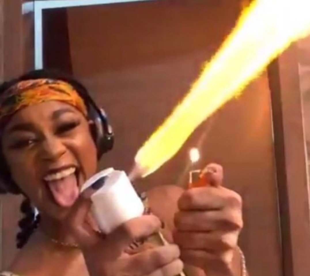 GuardianOfLight🕯 tweet media