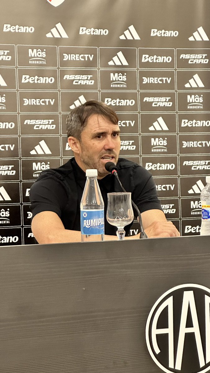 Leandro Vaquila tweet media