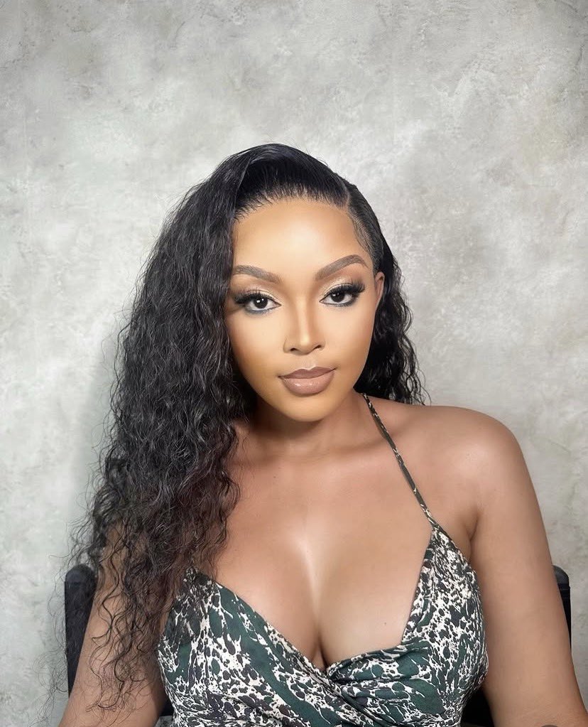 keisha_k_cb's tweet image. Another year around the sun… and somehow I’m glowing brighter, moving smarter, and protecting my peace a lot more. ✨🥂

#RHOAustin #BirthdayEnergy #NewYearBetterMe #Glowing